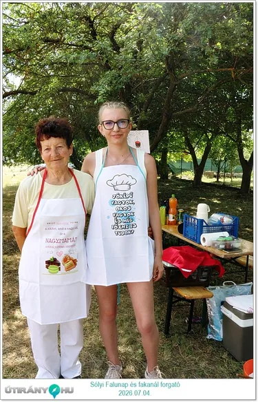 Sólyi Falunap és fakanál forgató