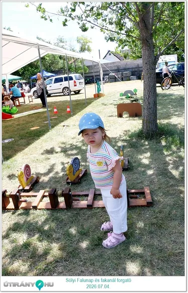 Sólyi Falunap és fakanál forgató